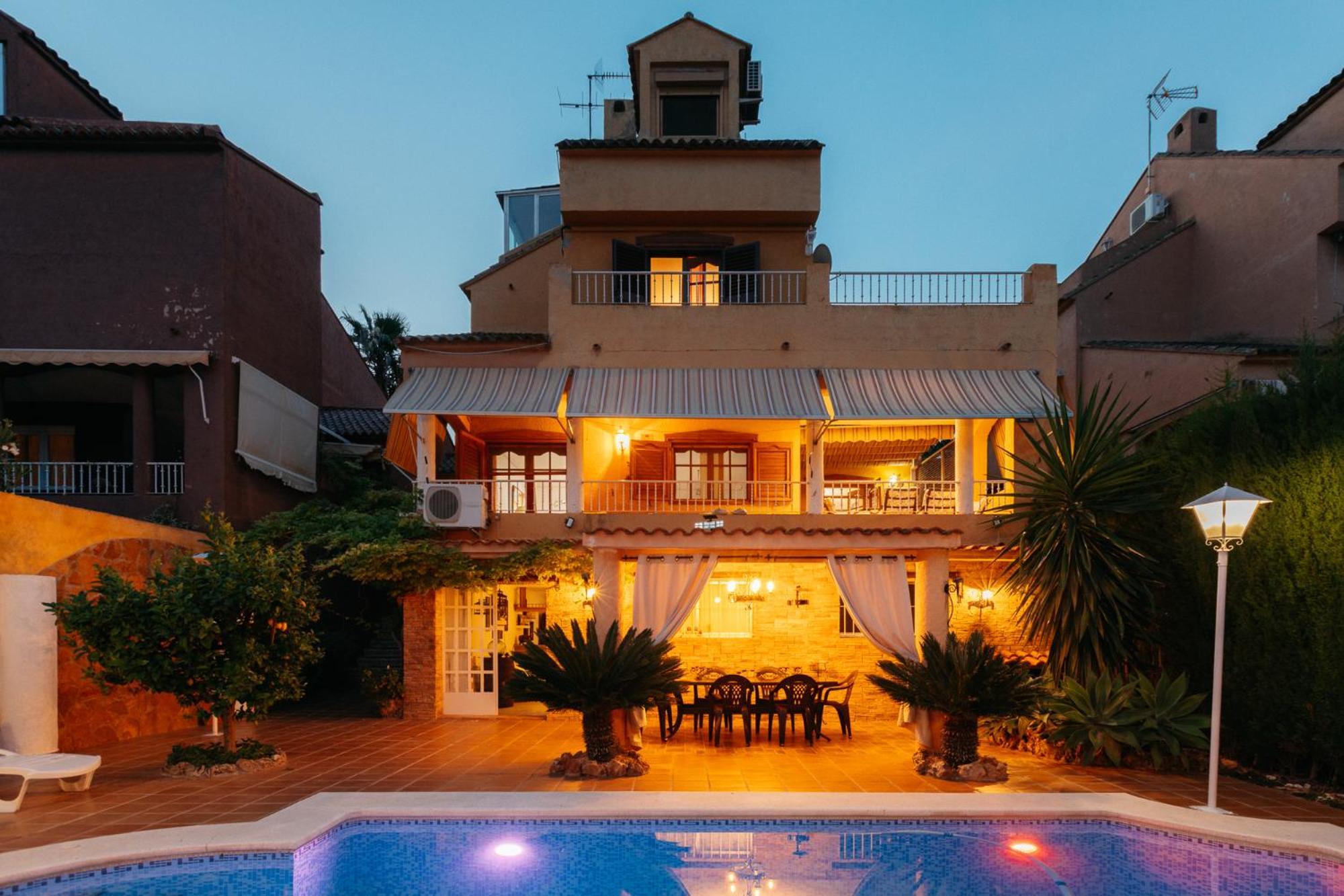 Chalet, Villa Rodeada De Naturaleza Piscina A Doce Klm De Valencia Y 7 Del Aeropuerto Екстериор снимка